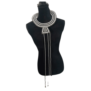 Traditional Masai Neckpiece White Black